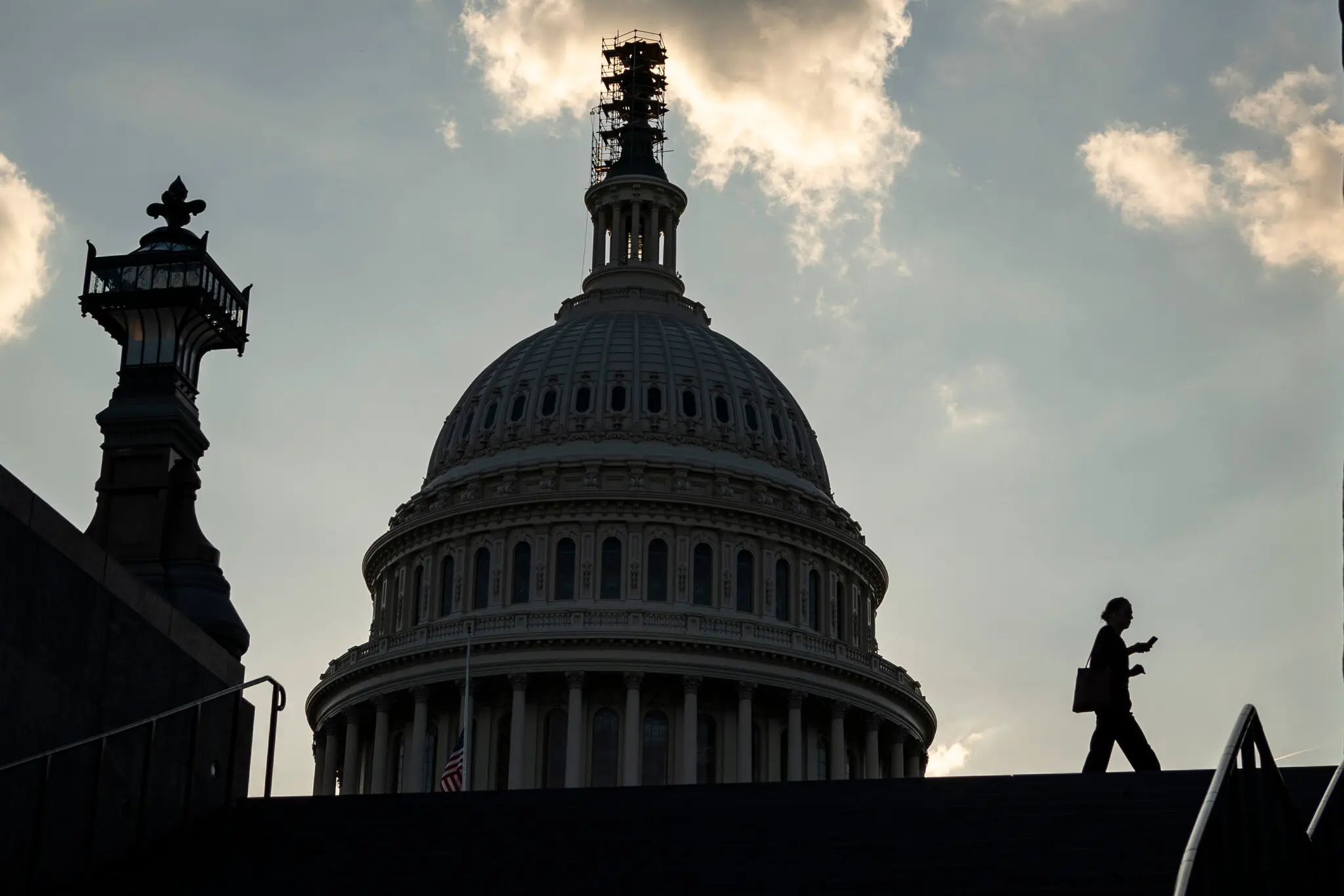 Капітолій США в понеділок